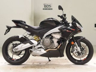 2022 Aprilia Tuono 660, чёрный, 1177000 рублей, вид 2