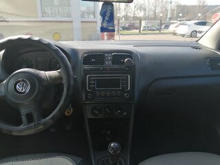 2014 Volkswagen Polo V, белый, 430000 рублей, вид 5