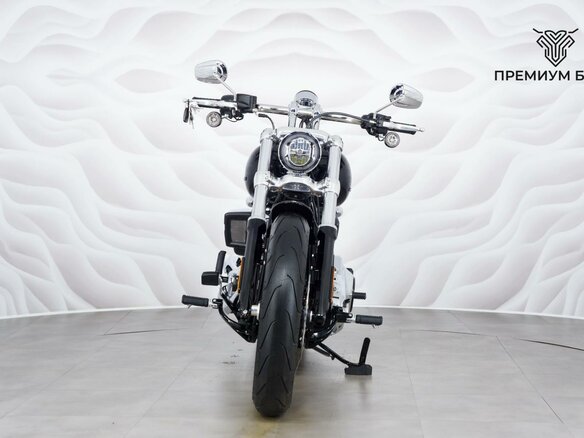 2025 Harley-Davidson Breakout, чёрный, 3099000 рублей - вид 3