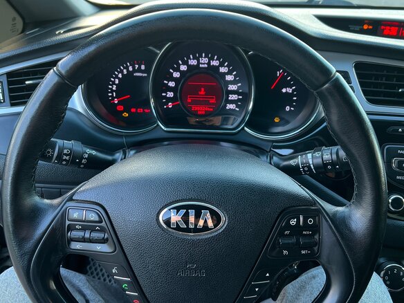 2012 Kia Ceed II, чёрный, 950000 рублей - вид 15