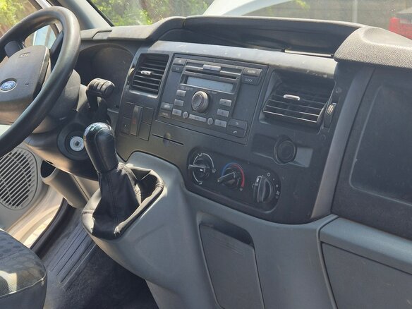 2009 Ford Transit, белый, 950000 рублей - вид 10