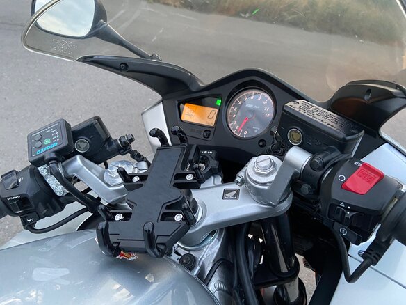 2005 Honda VFR 800, серебристый, 545000 рублей - вид 3