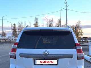 2015 Toyota Land Cruiser Prado 6-speed 150 Series Рестайлинг 1, белый, 3700000 рублей, вид 4