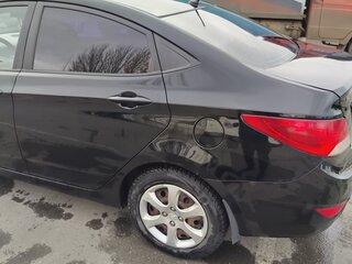 2012 Hyundai Solaris I, чёрный, 674000 рублей, вид 3