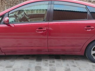 2005 Toyota Prius II Рестайлинг (XW20), красный, 780000 рублей, вид 5