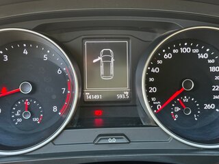 2018 Volkswagen Tiguan II, белый, 2200000 рублей, вид 4