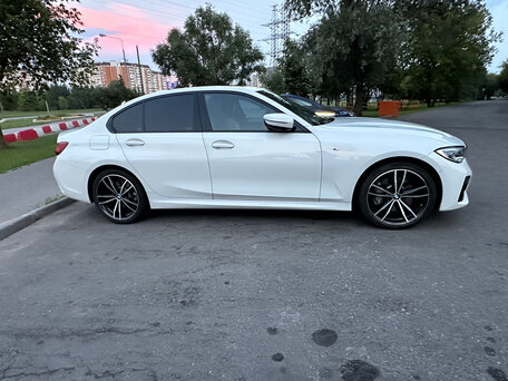 2020 BMW 3 серии 330e VII (G2x), белый, 3950330 рублей, вид 5