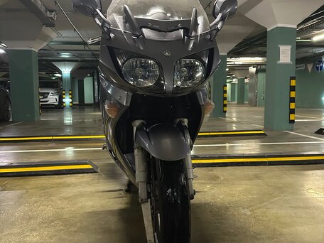 2009 Yamaha FJR1300, серебристый, 635000 рублей, вид 1