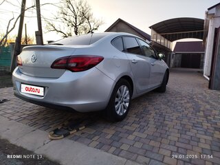 2012 Opel Astra J Рестайлинг, серебристый, 930000 рублей, вид 2