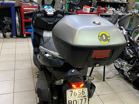 2020 BMW C 400 X, синий, 550000 рублей - вид 2