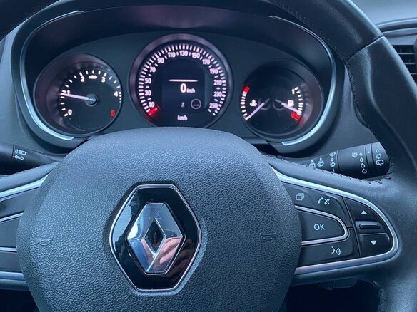 2018 Renault Scenic IV, чёрный, 1500000 рублей - вид 6