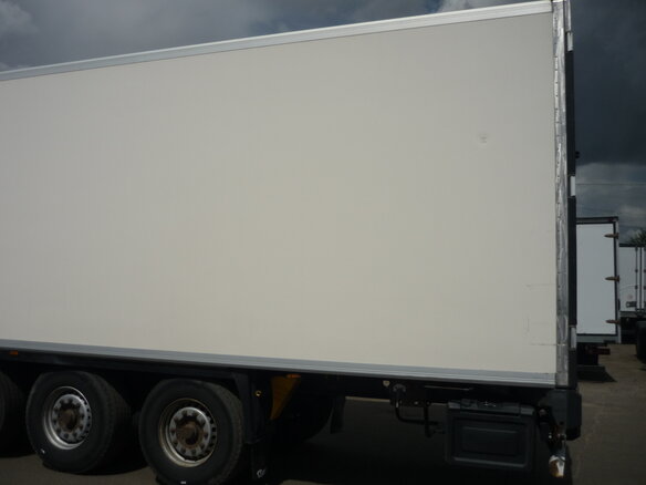 2013 Volvo FH, красный, 7800000 рублей - вид 10