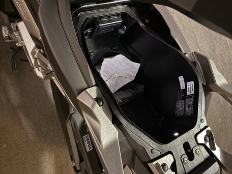 2020 Honda X-ADV, серый, 900000 рублей, вид 3