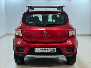 2014 Renault Sandero Stepway II, красный, 940000 рублей, вид 3