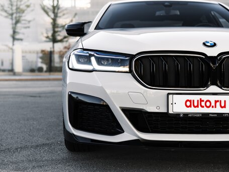 2022 BMW 5 серии 520i VII (G30/G31/G38) Рестайлинг, белый, 5750000 рублей, вид 2