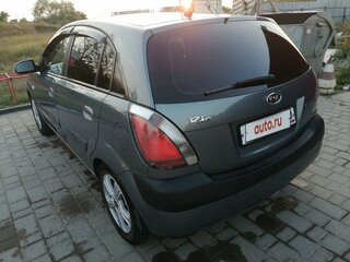 2008 Kia Rio II, серый, 370000 рублей, вид 4
