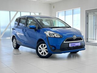 2018 Toyota Sienta II, синий, 1370000 рублей, вид 3