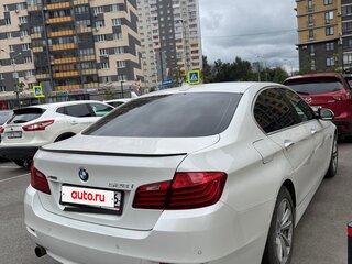 2013 BMW 5 серии 528i xDrive VI (F10/F11/F07) Рестайлинг, белый, 1790000 рублей, вид 4