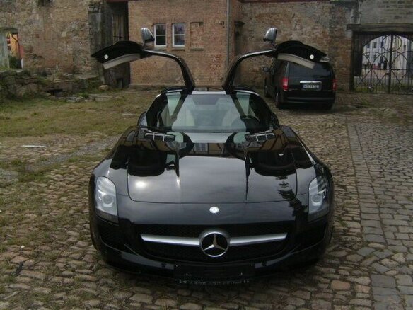 2011 Mercedes-Benz SLS AMG, чёрный - вид 3