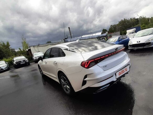 2020 Kia K5 III, белый, 2550000 рублей - вид 5