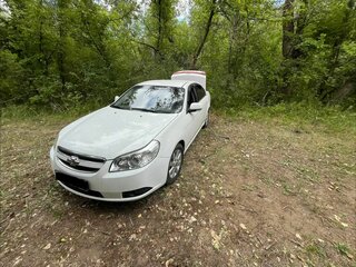 2011 Chevrolet Epica V250 Рестайлинг, белый, 450000 рублей, вид 3
