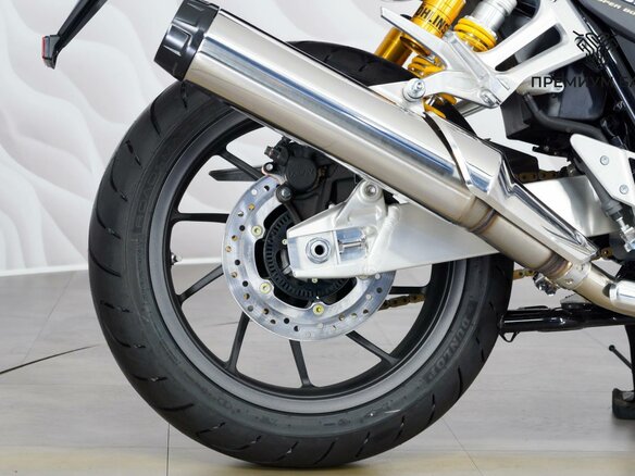 2025 Honda CB 1300, белый, 1799000 рублей - вид 8