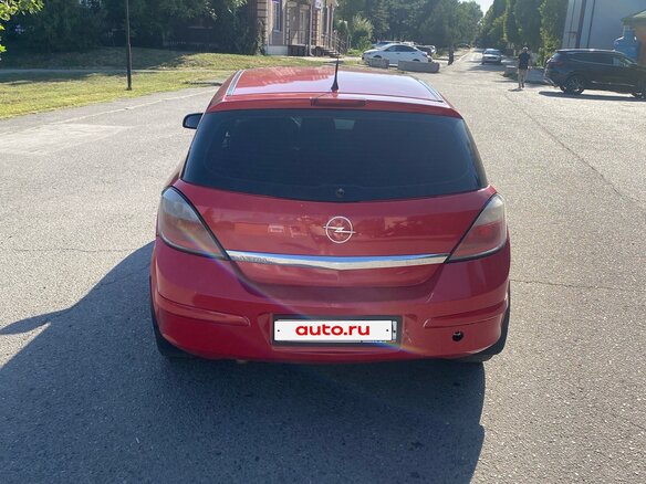 2006 Opel Astra H, красный, 420000 рублей - вид 2