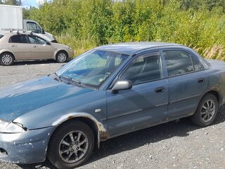 1998 Mitsubishi Carisma I, синий, 250000 рублей, вид 1