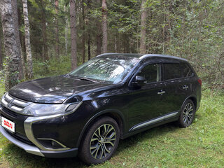2015 Mitsubishi Outlander III Рестайлинг 2, чёрный, 1700000 рублей, вид 5