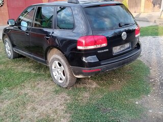 2008 Volkswagen Touareg I Рестайлинг, чёрный, 950000 рублей, вид 4