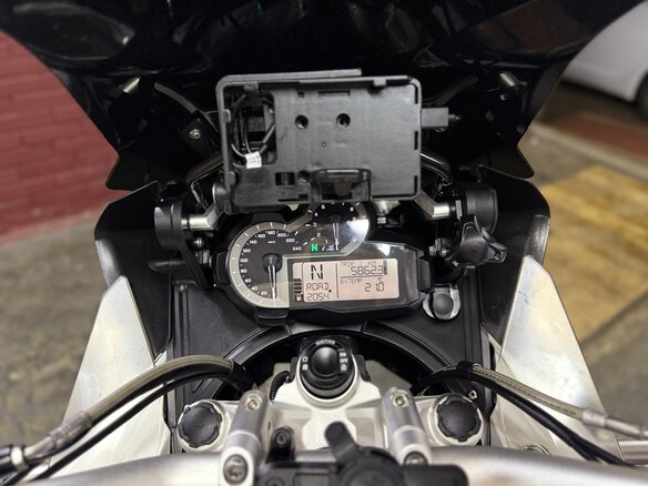 2015 BMW R 1200 GS Adventure, белый, 970000 рублей - вид 13