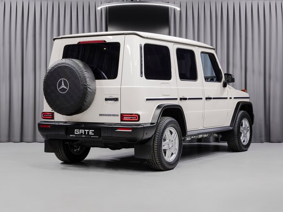 2025 Mercedes-Benz G-Класс 450 d III (W465) Рестайлинг, белый, 31107000 рублей - вид 2