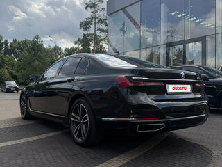 2019 BMW 7 серии 745e VI (G11/G12) Рестайлинг, чёрный, 6799000 рублей, вид 2