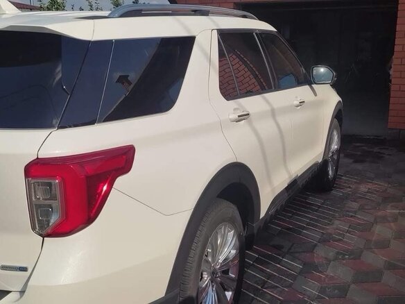 2020 Ford Explorer VI, белый, 3700000 рублей - вид 7