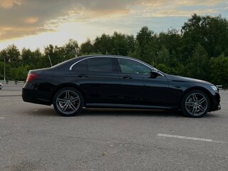 2018 Mercedes-Benz E-Класс 220 d V (W213, S213, C238), чёрный, 3100000 рублей, вид 4