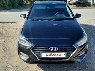 2017 Hyundai Solaris II, чёрный, 900000 рублей, вид 2