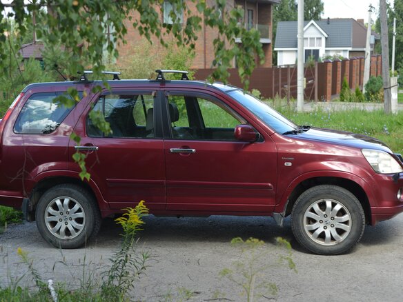 2006 Honda CR-V II Рестайлинг, красный, 600000 рублей - вид 3
