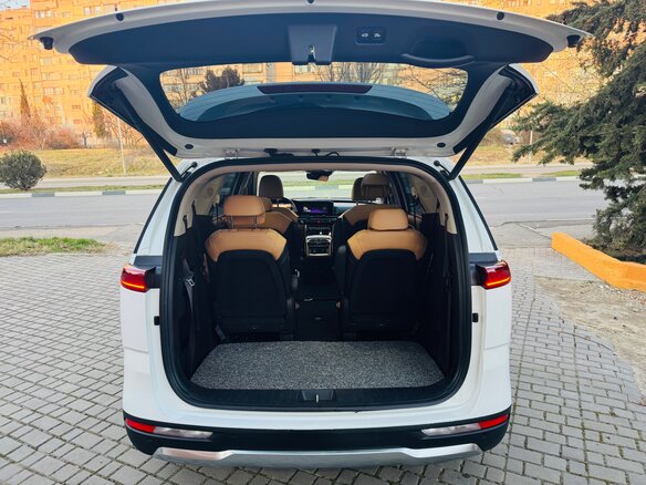 2020 Kia Carnival IV, белый, 4599000 рублей - вид 27