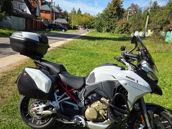2022 Ducati Multistrada V4, белый, 2000000 рублей - вид 3