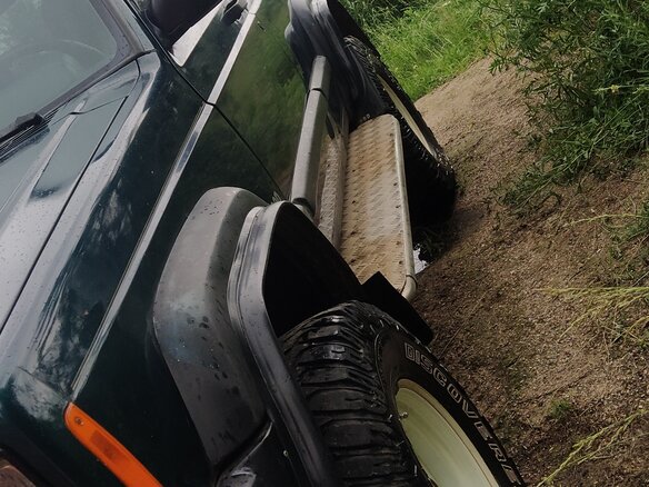 1998 Jeep Cherokee II (XJ) Рестайлинг, зелёный - вид 9