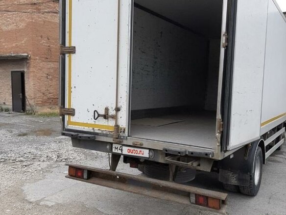 2012 Fuso (Mitsubishi) Canter, белый, 2500000 рублей - вид 2