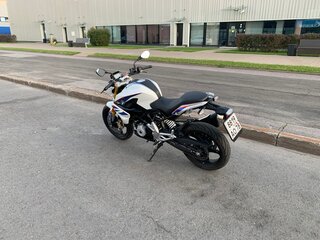 2017 BMW G 310 R, белый, 500000 рублей, вид 4