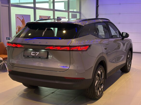 2026 Omoda C7, серебристый, 3344000 рублей - вид 6