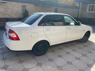 2016 Lada (ВАЗ) Priora I Рестайлинг, белый, 750000 рублей, вид 1