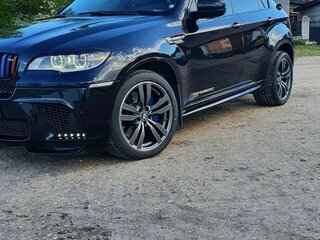2011 BMW X6 50i 8-speed I (E71), чёрный, 2200000 рублей, вид 1