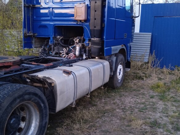 1999 DAF 95XF, синий, 1600000 рублей - вид 10