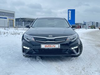 2017 Kia K5 II, чёрный, 2300000 рублей, вид 4