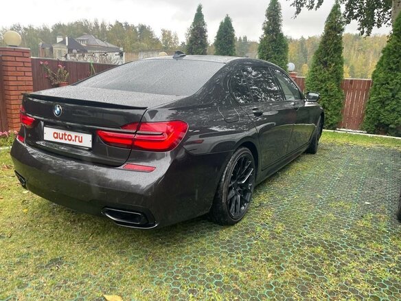 2015 BMW 7 серии Long 740Ld xDrive VI (G11/G12), чёрный, 4100000 рублей - вид 1