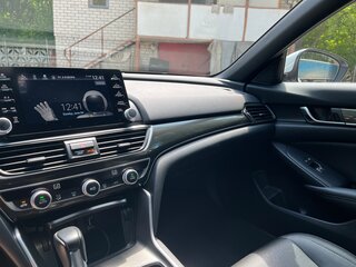 2019 Honda Accord X, белый, 2100000 рублей, вид 3