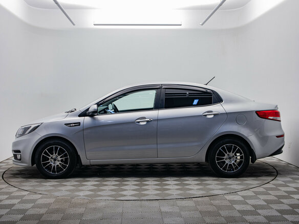 2016 Kia Rio III Рестайлинг, серебристый - вид 1